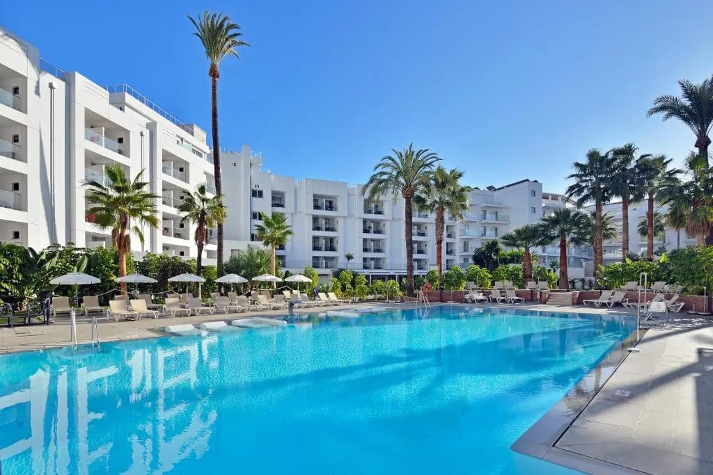 Sol Don Pedro: Luxusowy hotel w Torremolinos nad morzem