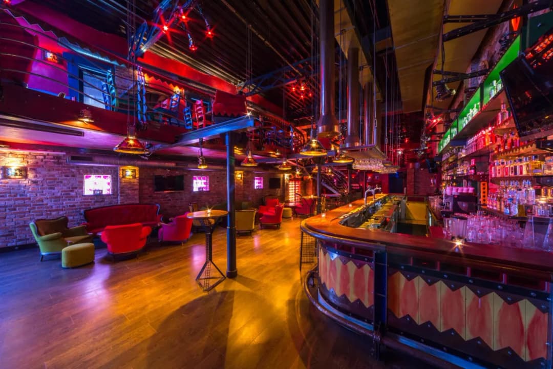 Kaktus we Wrocławiu - Jeden z najlepszych klubów w mieście | Cactus Club