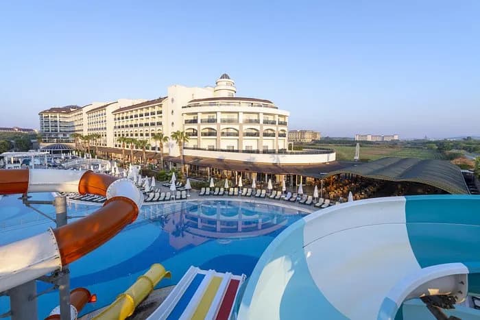 Hotel Port River & Spa: Luksusowy wypoczynek w sercu Turcji